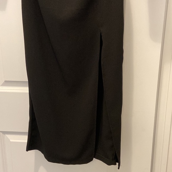 NWT MIDI dress with gathered waist. Brand new. Never worn. - Picture 7 of 8
